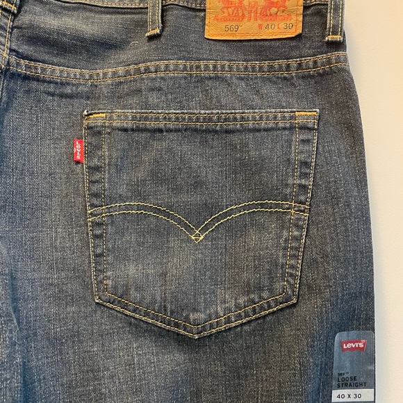 NWT Men’s Levi Jeans 40X30 - Picture 3 of 9